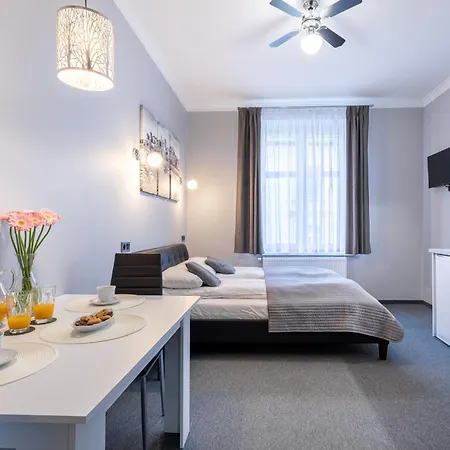 Smooth Elegant Old Town Hotel apartamentowy